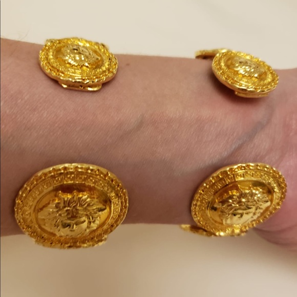 Versace bracelet - Picture 3 of 6